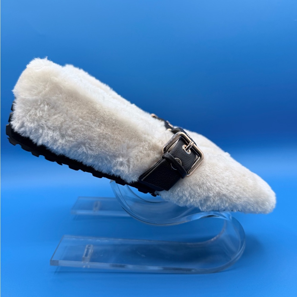 Steve Madden Cream Furry Flats with Black Strap - Picture 4 of 6